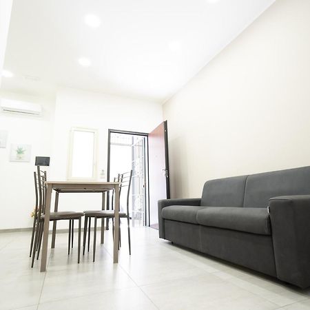 Casa Vacanza Serafino Διαμέρισμα Κατάνια Εξωτερικό φωτογραφία