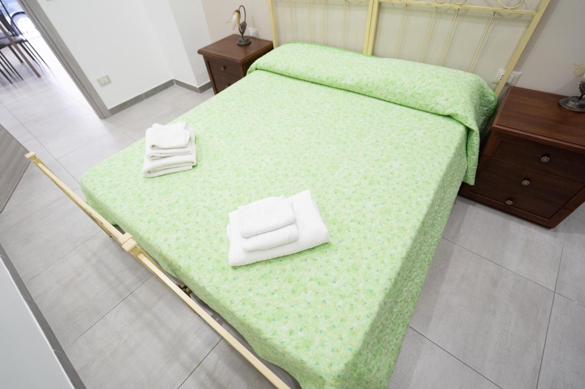Casa Vacanza Serafino Διαμέρισμα Κατάνια Εξωτερικό φωτογραφία